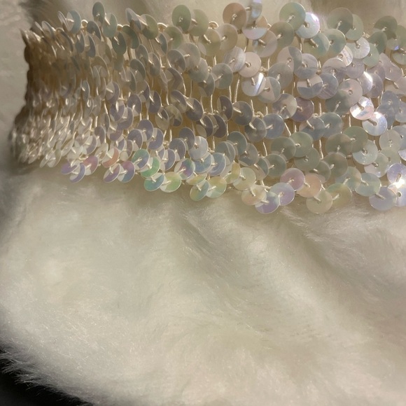 Vintage Dixxon made cream sequins fur bucket hat main image 6